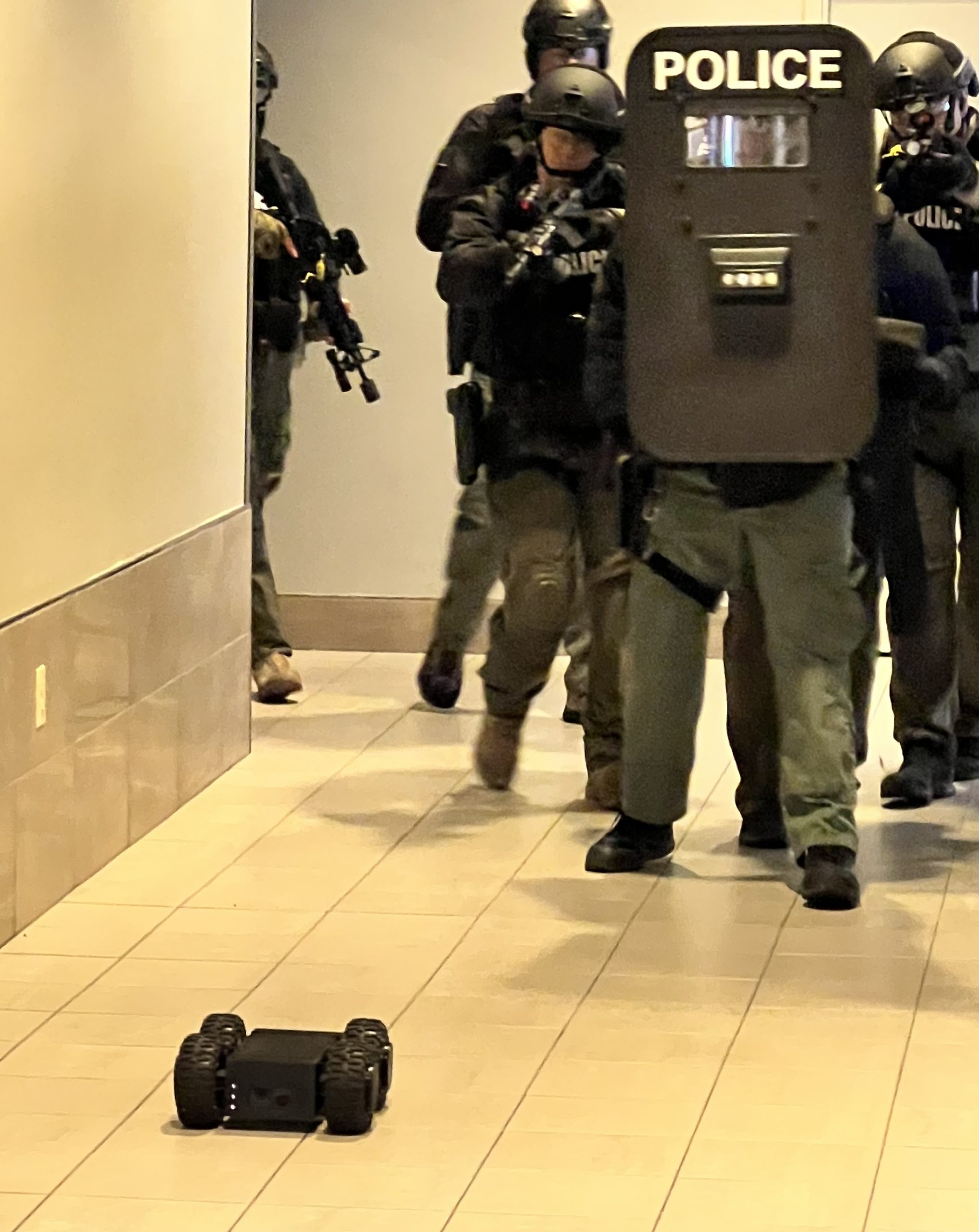 tactical robot for SWAT teams and Police