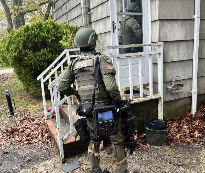 Deploying Throwable Military Robots